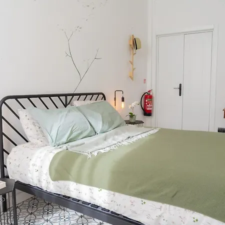 Mir Al Apartment Dongo