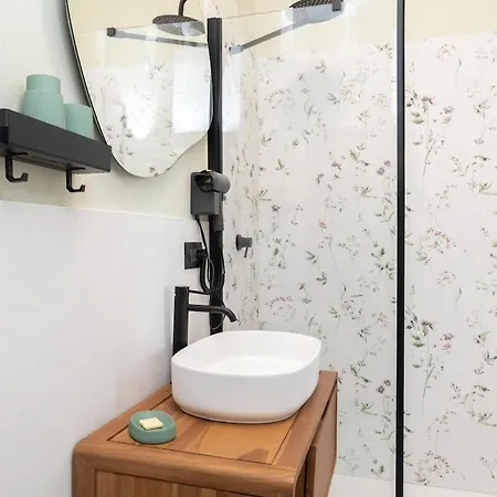Apartment Mir Al