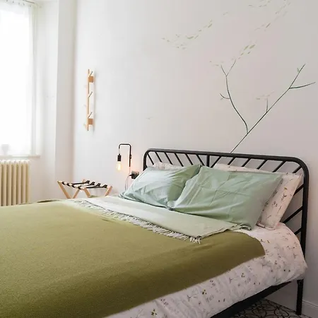Apartment Mir Al